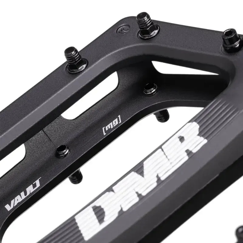 DMR Pedal - Vault Mag - Black 105mm x 105mm-4