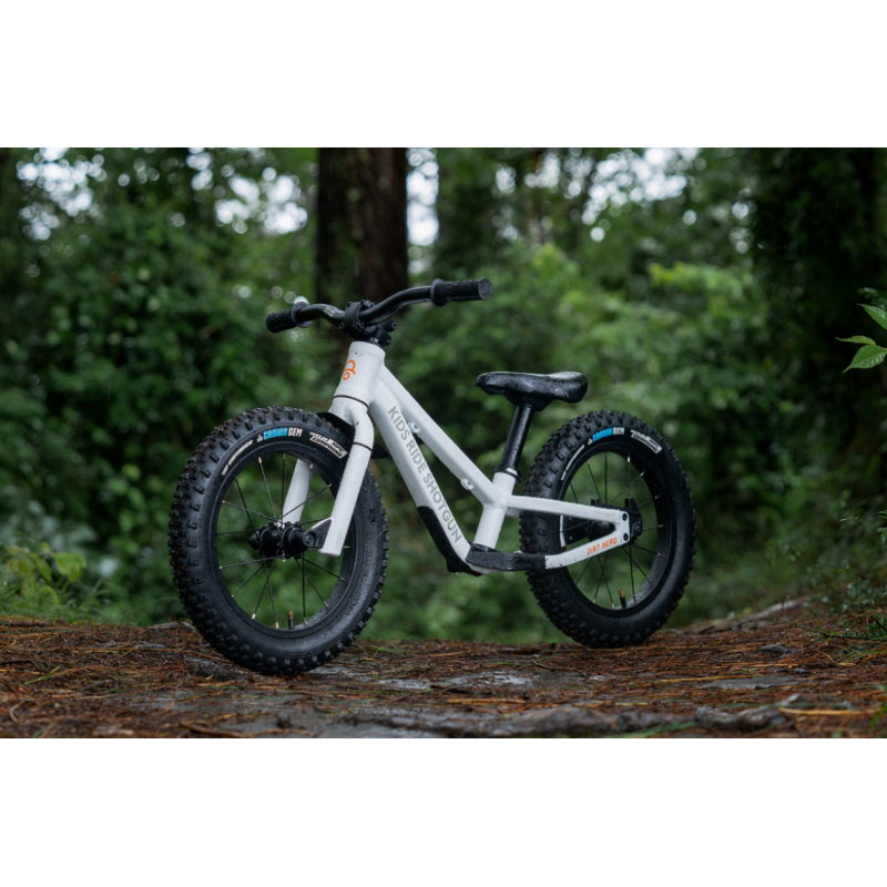Kids Ride Shotgun Dirt Hero White 14-1