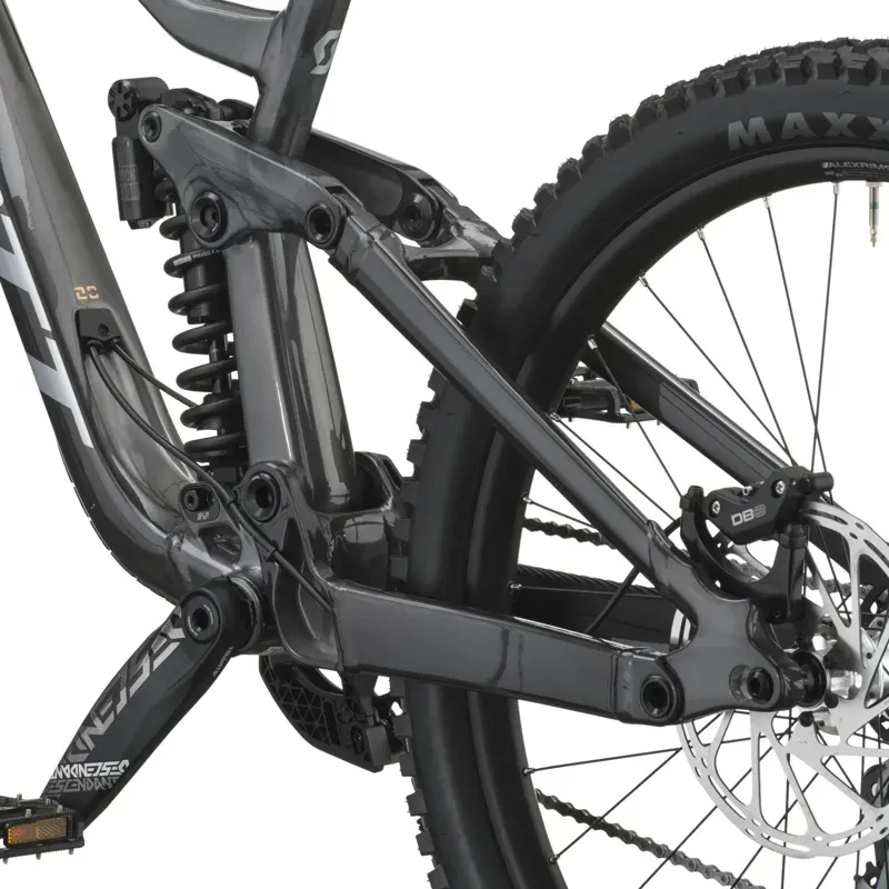 Scott Gambler 20 Mountain Bike in Alloy Black-7