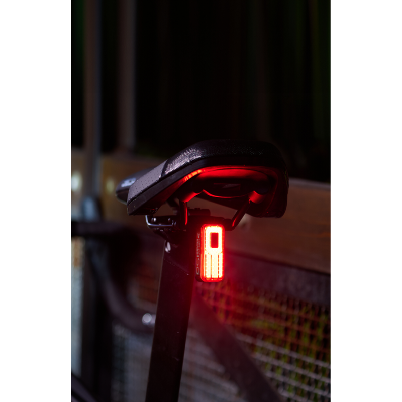 Moon Sport Helix Sense 150 Lumen Bike Light Black-1