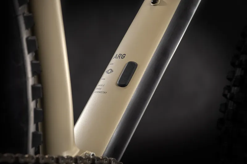 Cube Reaction TM Mountain Trail Bike 130mm Travel in Brown-3