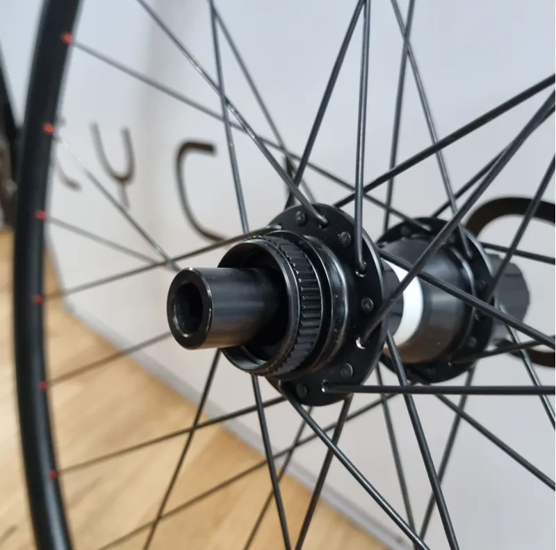 DT Swiss Wheel Set R460 Rim on DT Swiss 350 Hubs Hand Custom Built -4