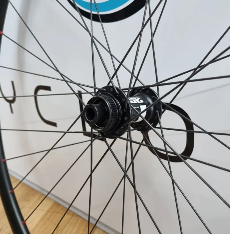 DT Swiss Wheel Set R460 Rim on DT Swiss 350 Hubs Hand Custom Built -7