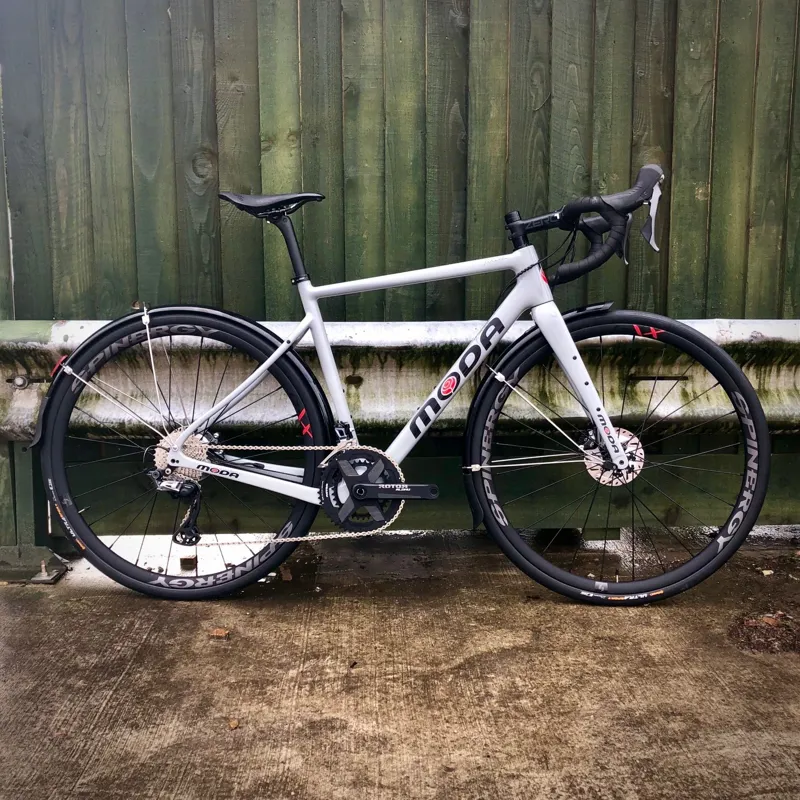 MODA MOLTO GRAVEL BIKE IN NARDO GREY WITH GRX AND GX SPINERGY WHEELS -4