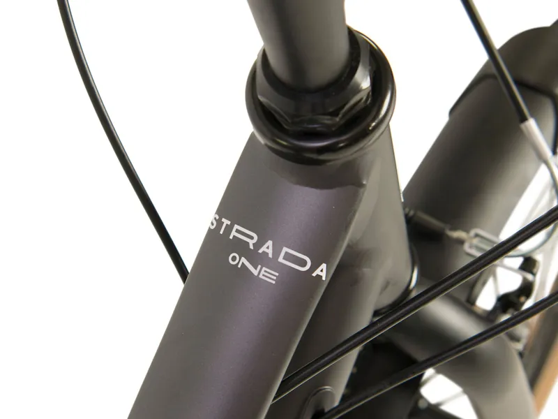 2022 Raleigh Strada 650b Open Frame Hybrid Bike in Grey-4