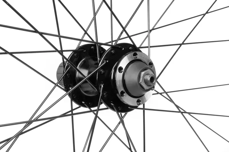 Acid Rear Wheel MTB/Trekking CMPT HPA 6-Bolt 32H 5x135mm in Black-1