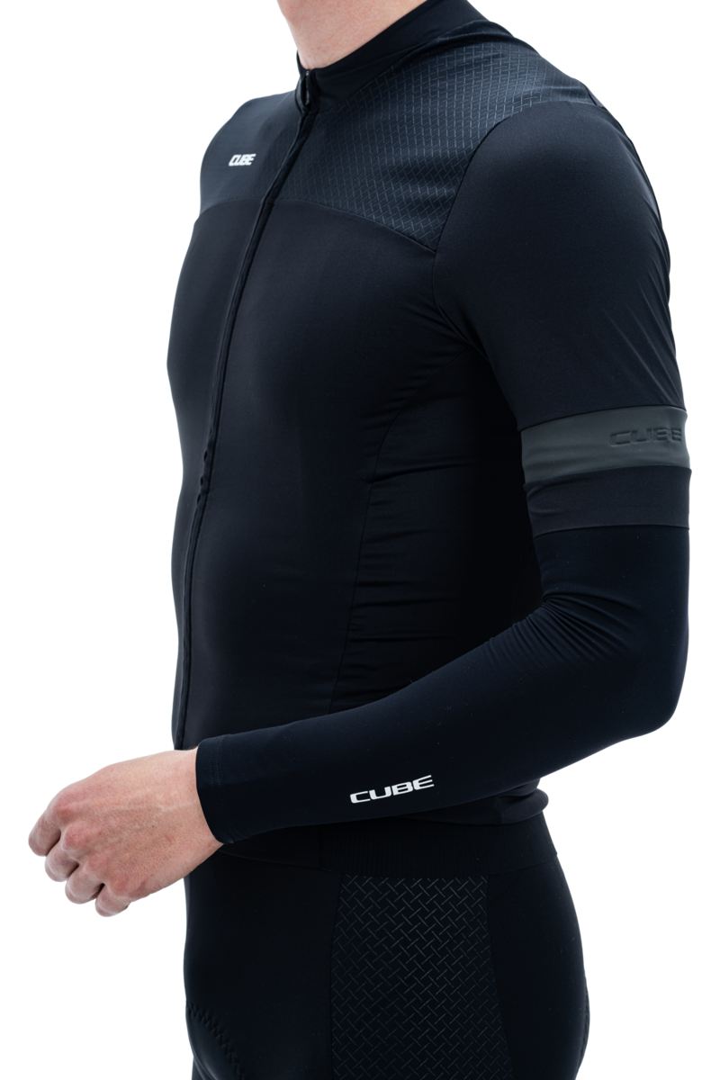 2022 Cube Arm Warmers in Black
