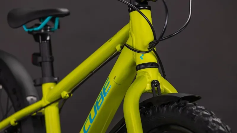 Cube Acid 200 Disc FE Kids Bike in Lizard/Blue-6