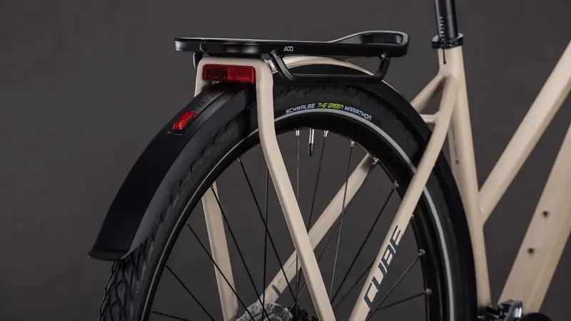 Cube Kathmandu One Hybrid Bike in Oat Grey/Grey-8