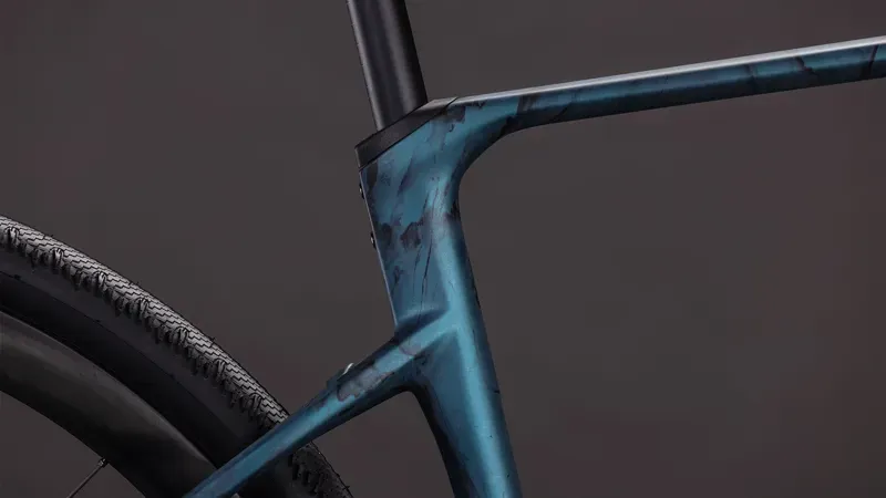 Cube Nuroad C:62 SLT Gravel Bike In Royal Green/Fume-5