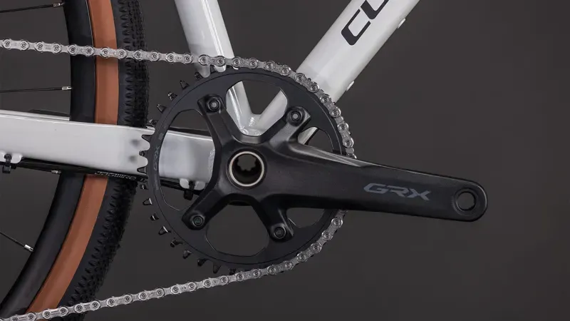 Cube Nuroad EX Gravel Bike in Cotton/Grey-4