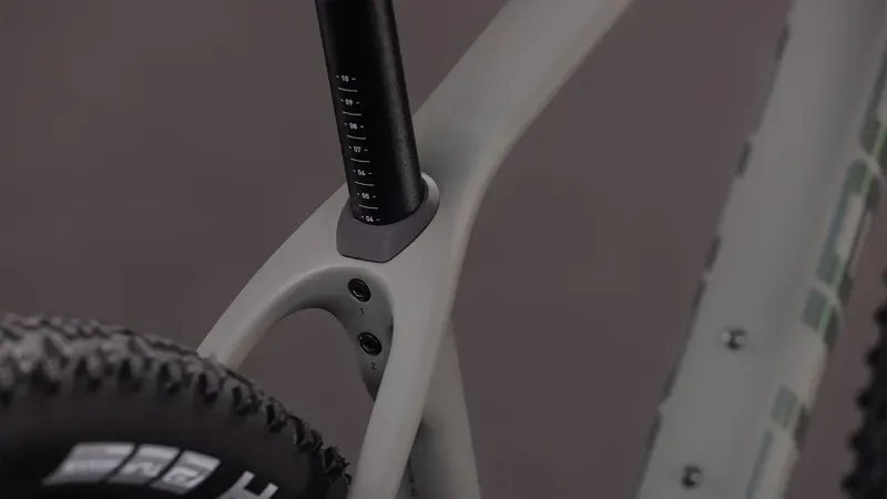 Cube Reaction C:62 One Mountain Bike In Old Grey/Black-3