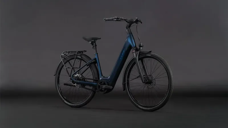 Cube Supreme Hybrid Deluxe One 600 eHybrid Bike in Indigo Blue-1
