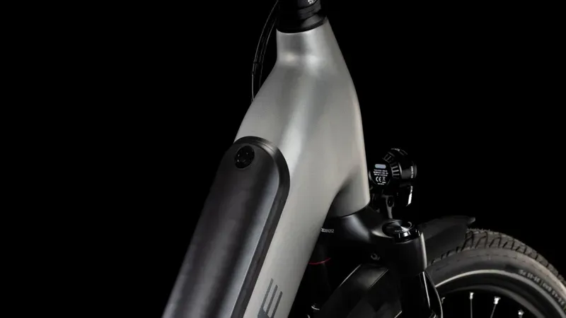 Cube Supreme Hybrid SLX 625 City E-Bike in Grey/Lunar-2