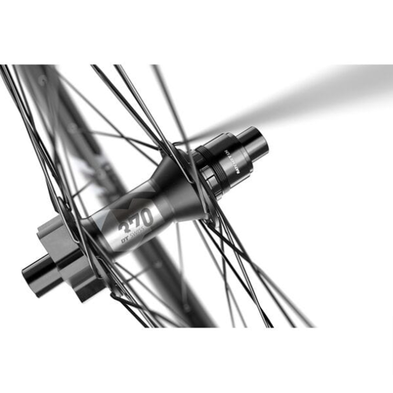 DT Swiss F1900 29 X 30 Mm 157x12 Rear Shimano Black-3