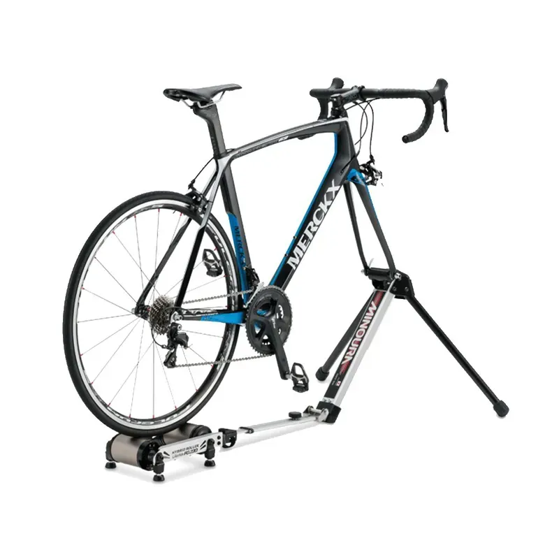 Minoura FG220 Hybrid Roller Trainer in Black