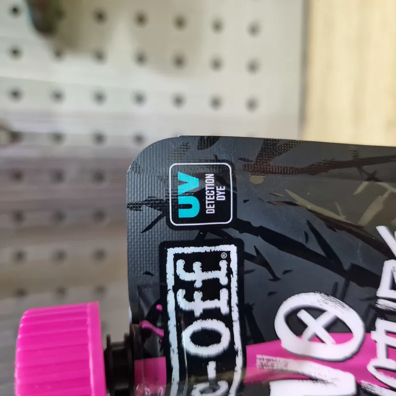 Muc-Off MTB Mountain Bike No Puncture Hassle 80ml Tubeless Sealant Pink-3