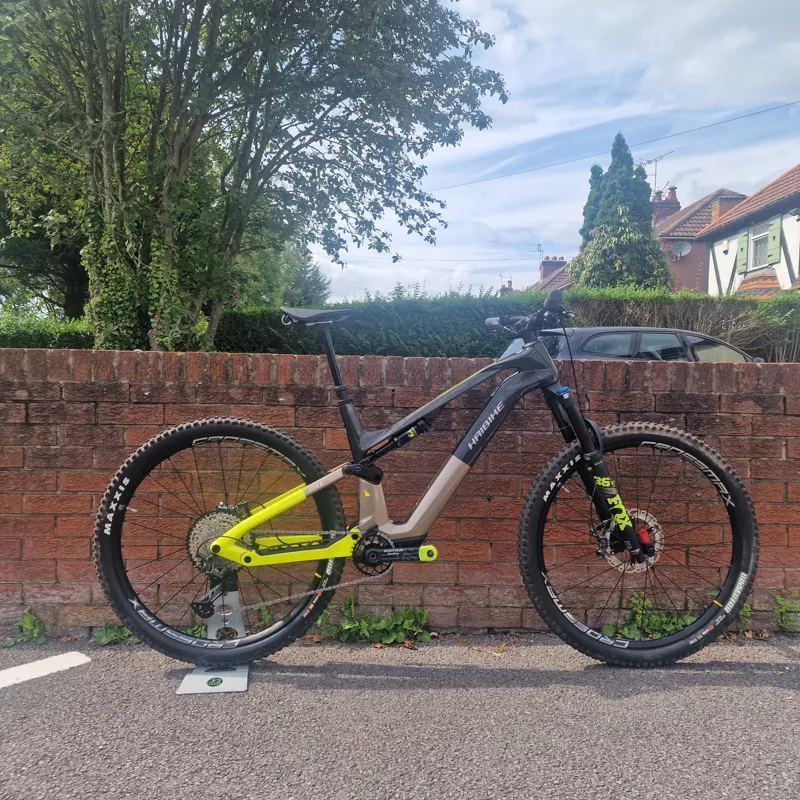 Ex - Demo Haibike LYKE 11 47 Large Electric MTB Bike  - Carbon/Sand/Lime - Gloss Black Ex - Demo 