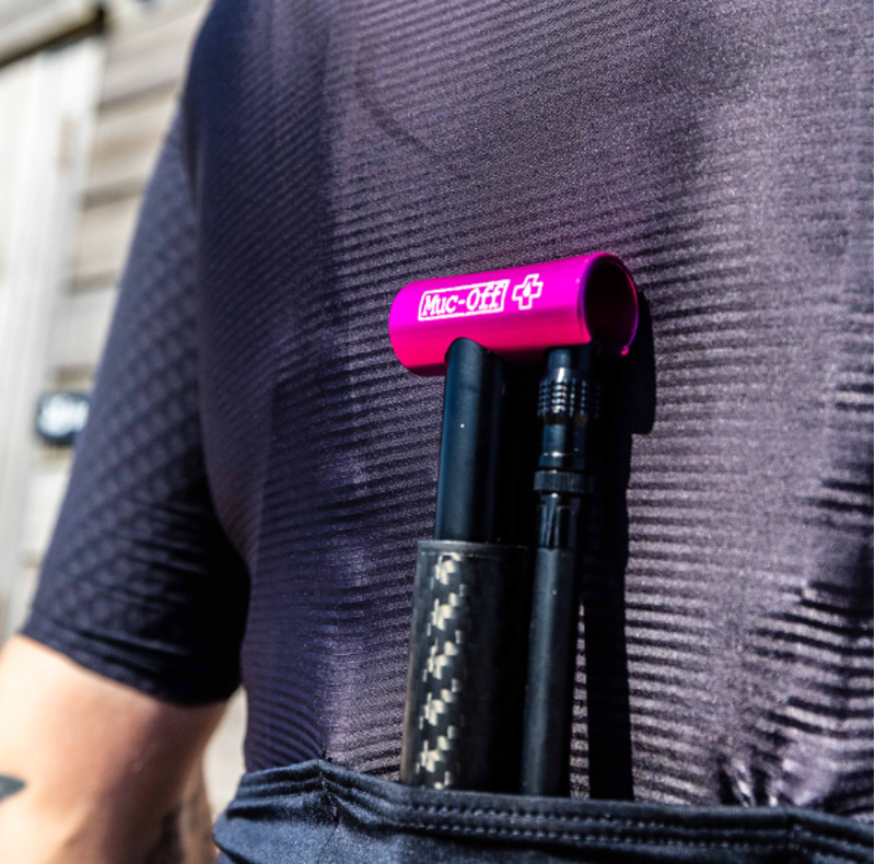 Muc Off AirMach Carbon Pump in Black-4