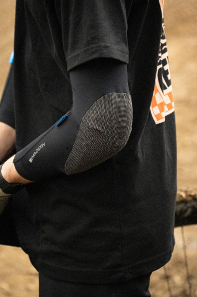 Flux Ultra Light Level 1 RHEON Elbow Pad Set-2