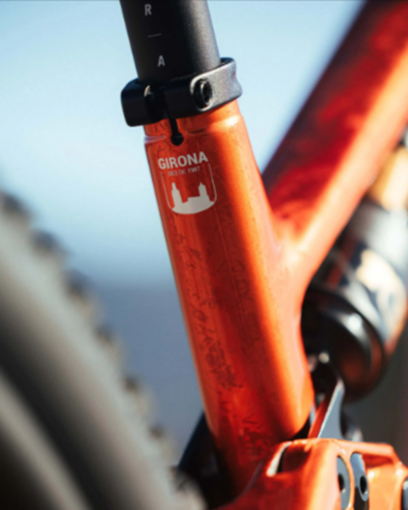 Megamo Reason CRB 05 Orange 2027 Avinox Electric Mountain Bike-3