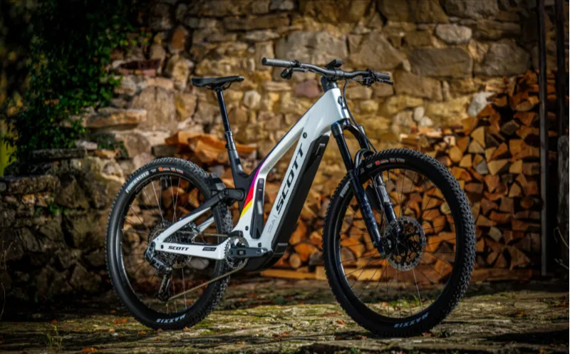 SCO Bike Patron 900 cumulus white/carbon black