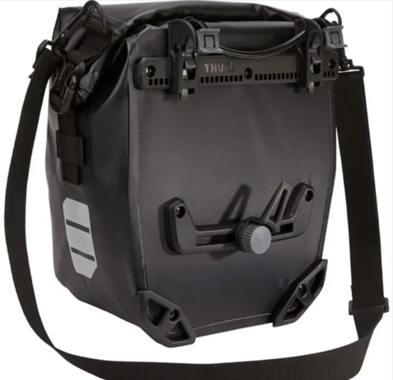 Thule Shield Pannier Bag 25L Black x 1 Single Bag