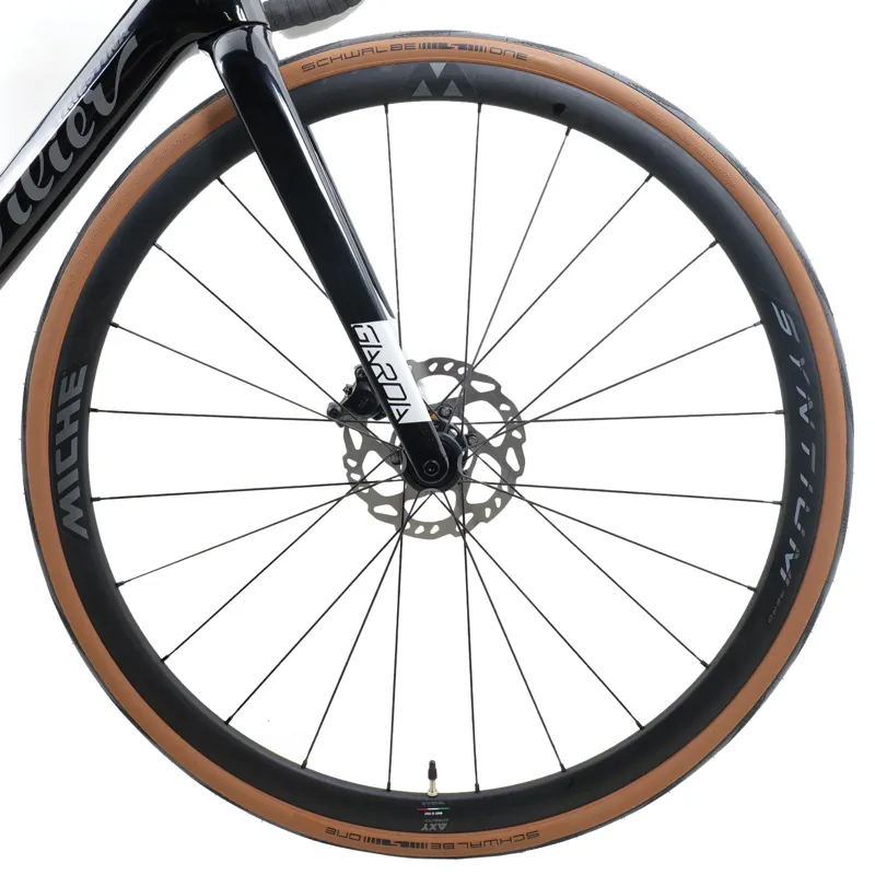 Wilier Garda Road Bike 105 12x Syntium in Black/Grey -3