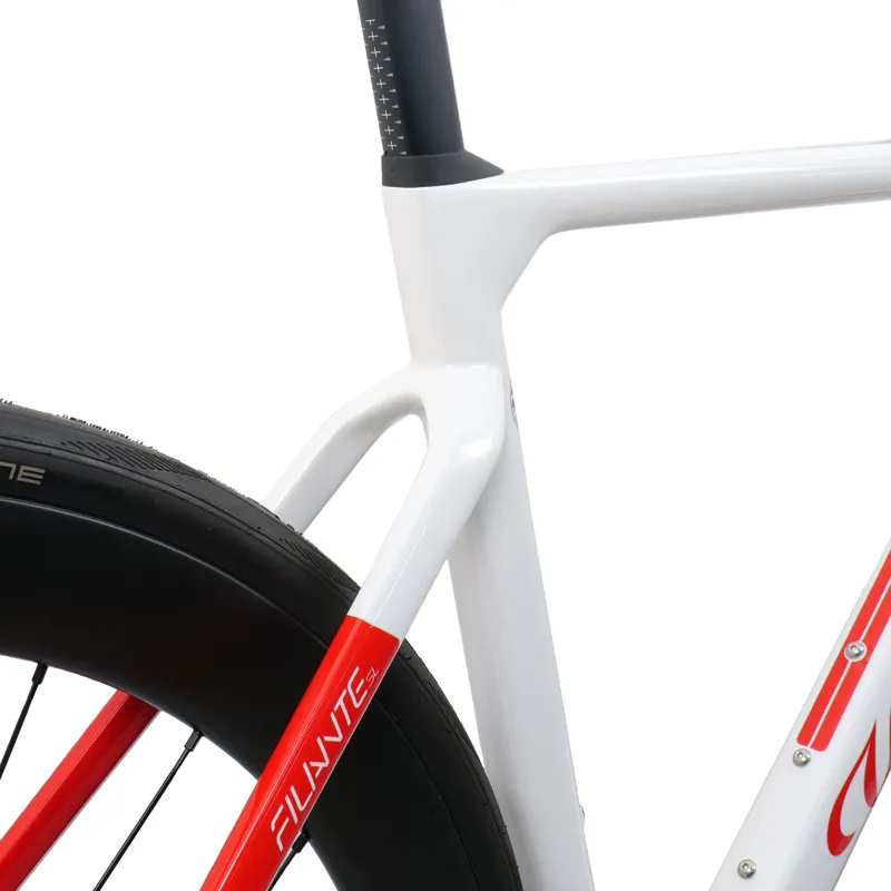 Wilier Filante SL Ultegra Di2 White/Red Bike White-Red-3