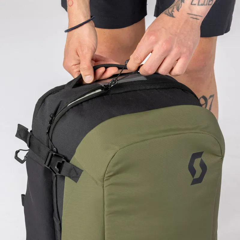 Scott Gear 40 Backpack in Douglas Green/Black-4