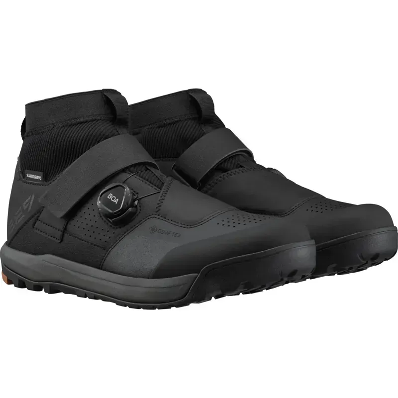 Shimano Clothing GE900 GORE-TEX Shoes in Black-2