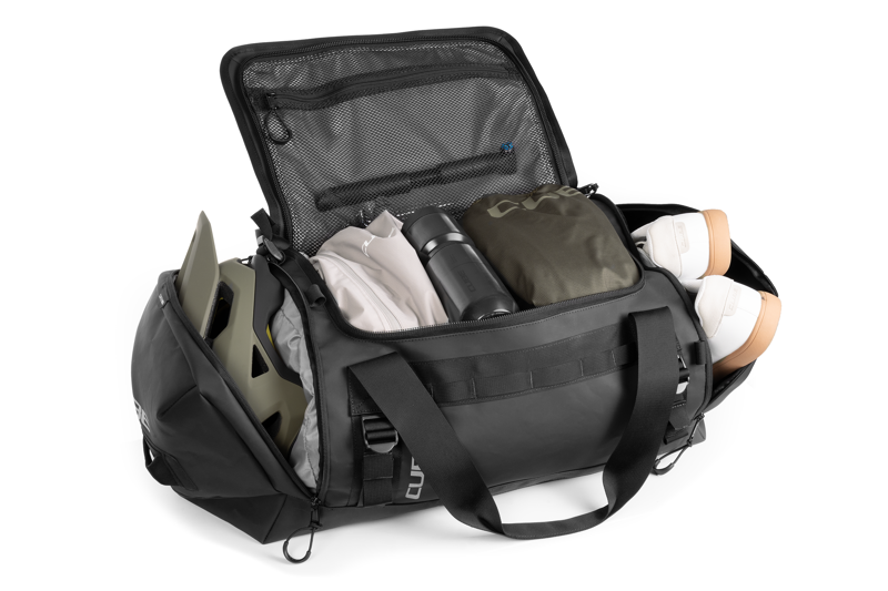 Cube 60-litre Duffle Bag in Black-4