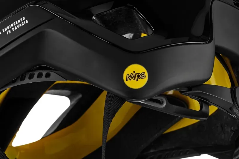 Cube Strover Helmet in Black-3