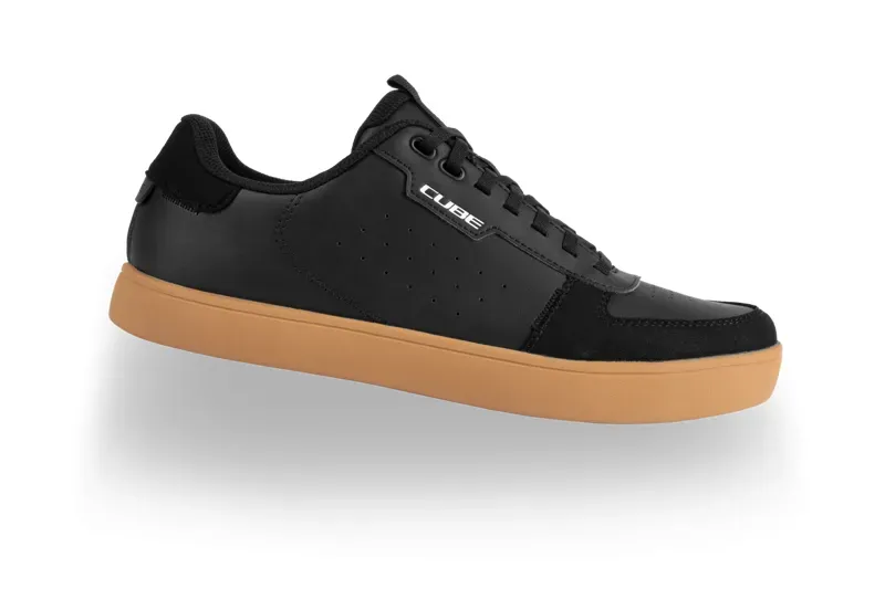 Cube Maze Shoes in Black