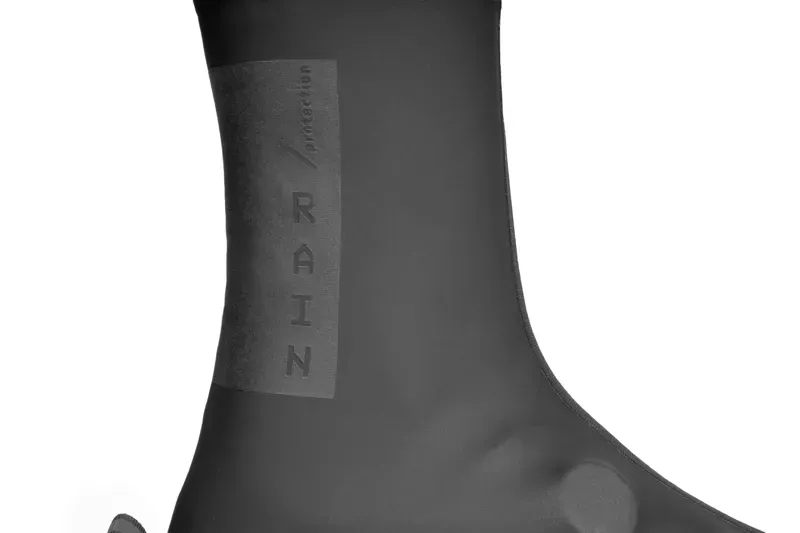 Cube Rain Shoe Cover In Black-3
