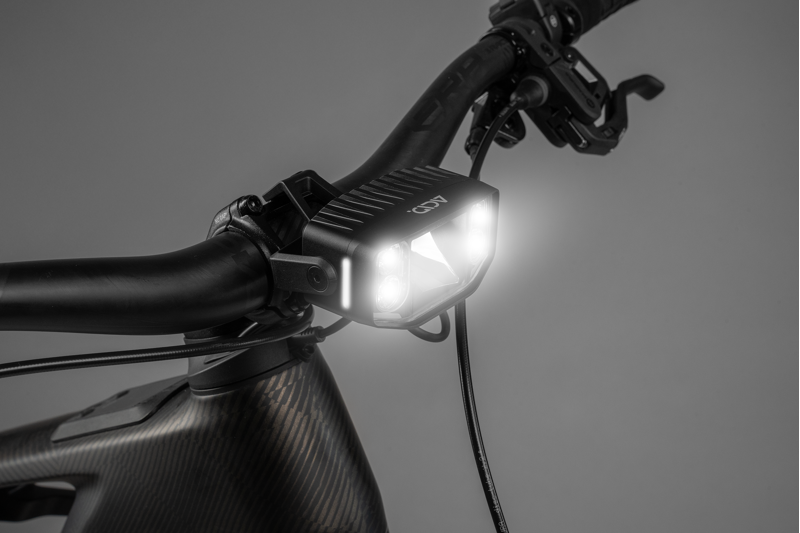 Acid Pro-E 300 Wide HB X-Connect eBike Front Light in Black-4