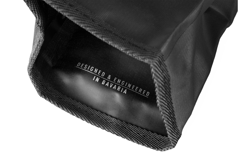 Acid Pro 0.8 Click Saddle Bag in Black-5