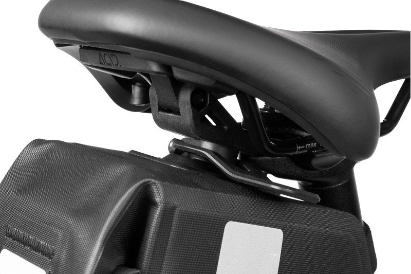 Acid Saddle Bag Pro 1 Click in Black-3