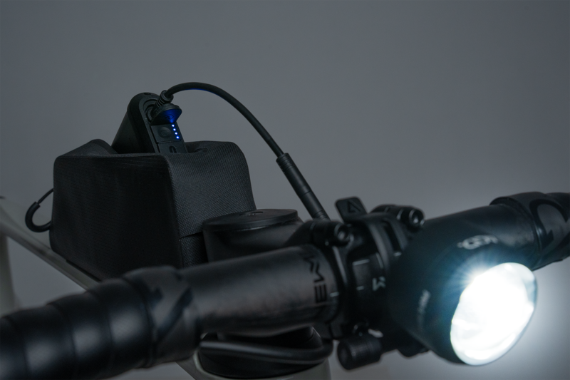 Acid Pro-E 150 Front Light w/Powerbank in Black/Space Grey/Black-3