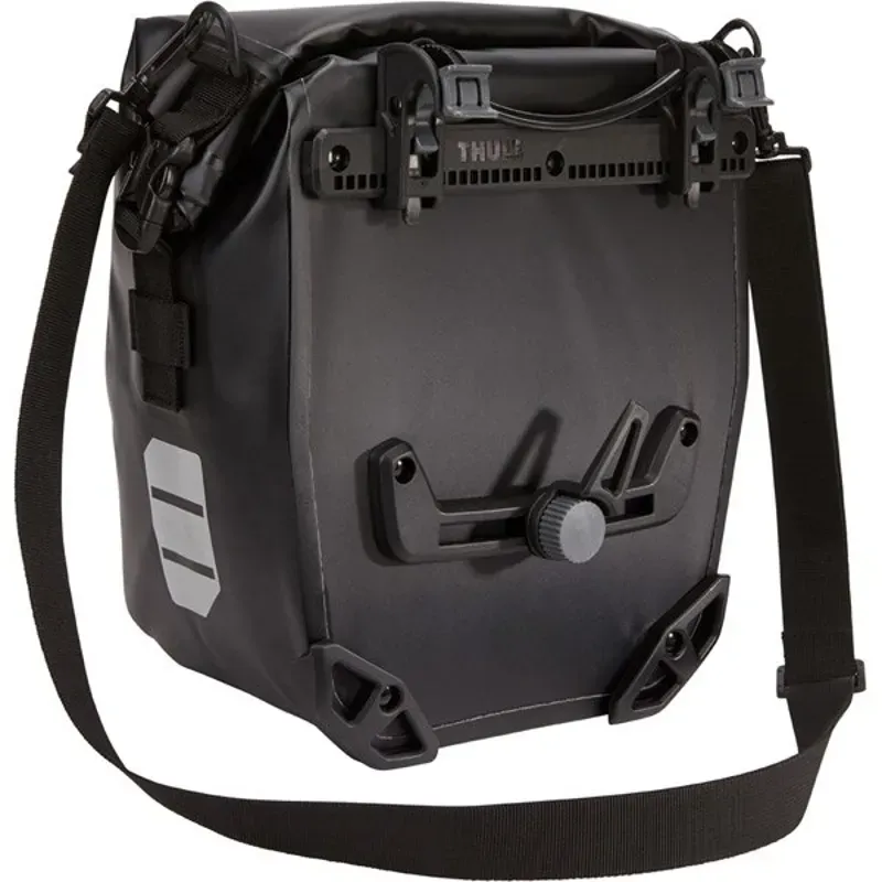 Thule Shield Pannier Bags 13L in Black -3