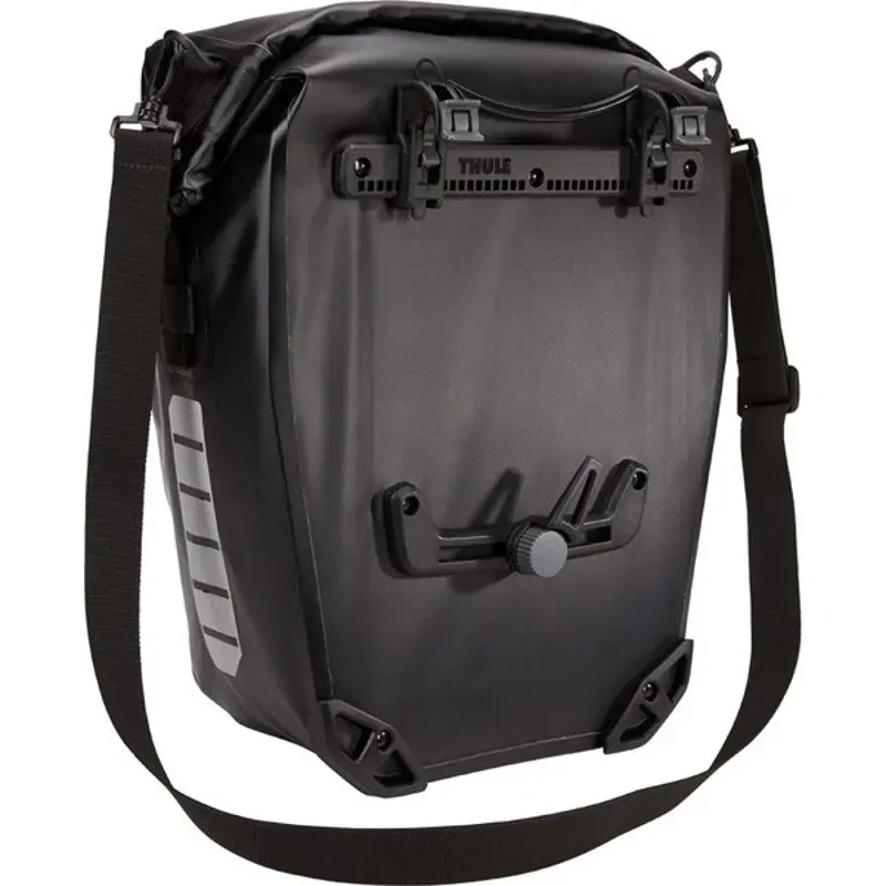 Thule Shield Pannier Bags 13L in Black 