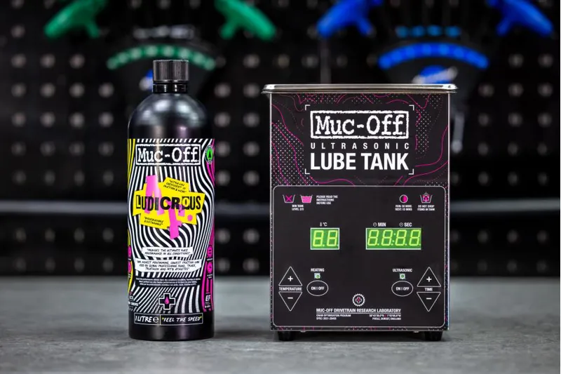 Muc Off Ludicrous AF Chain Treatment Service ex Chain